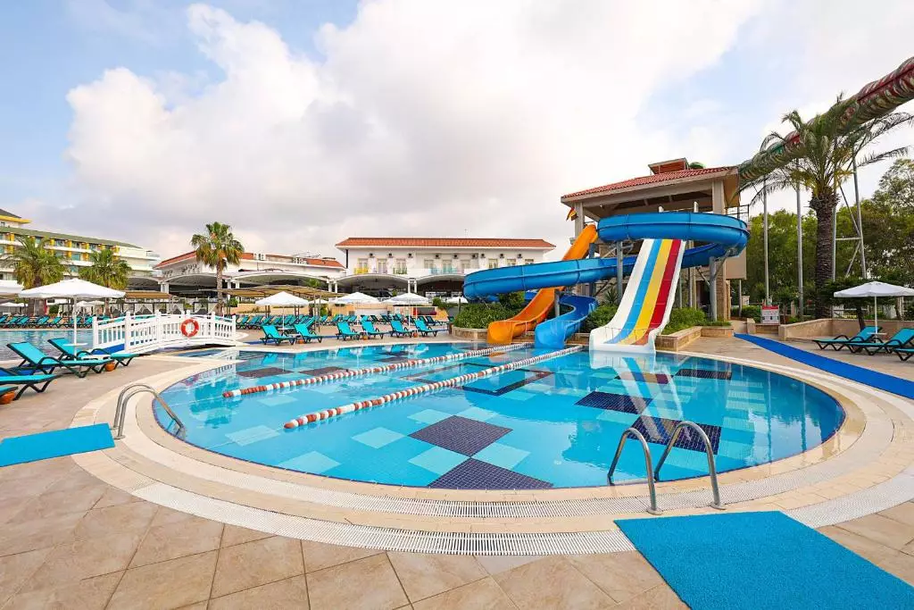 Crystal Paraiso Verde Resort and Spa